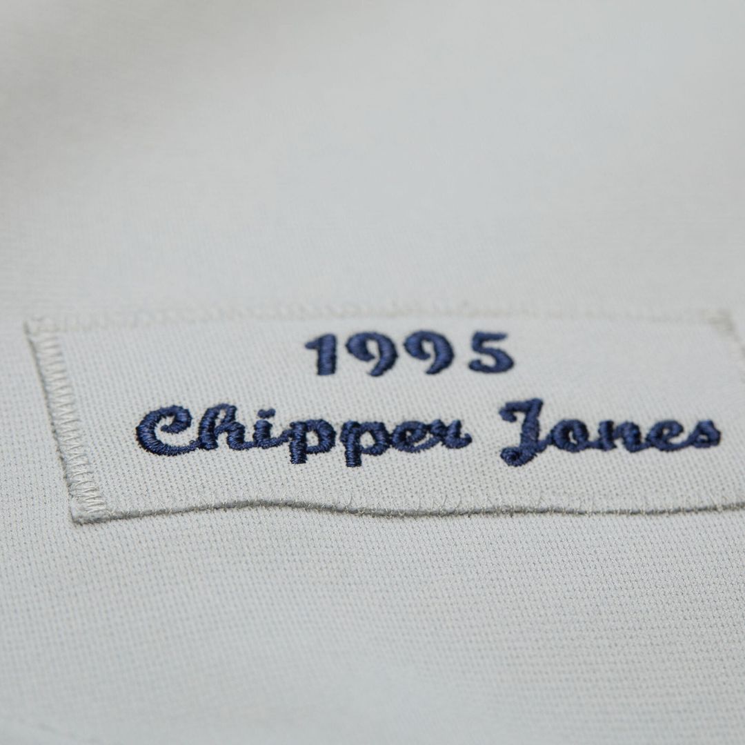 Atlanta Braves Chipper Jones 1995 Throwback Authentic Jersey (Gray)