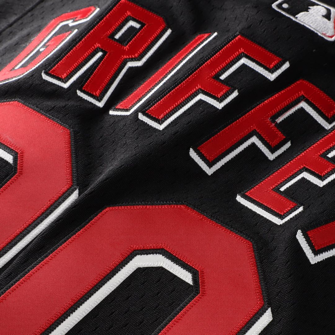 Cincinnati Reds Ken Griffey Jr. Cooperstown Mesh Batting Practice Button-Up Jersey (Black)